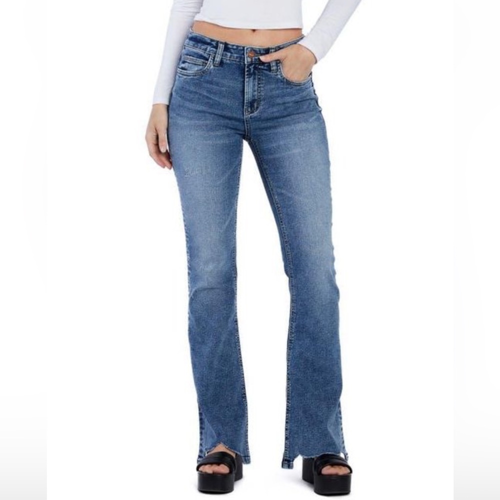Hint of Blu High-rise Flare Jeans 31